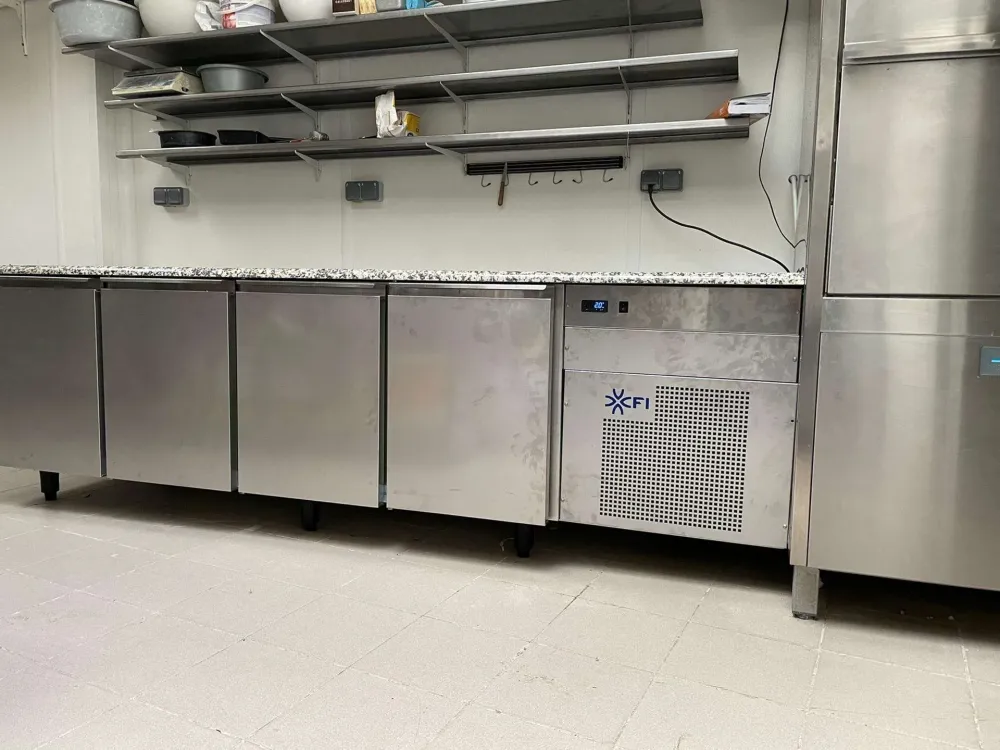 Table-frigo-2